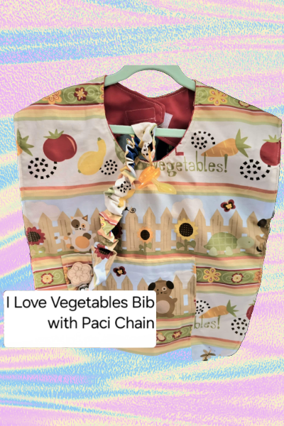 "I Love Vegetables" Bib with Matching Pacifier Chain