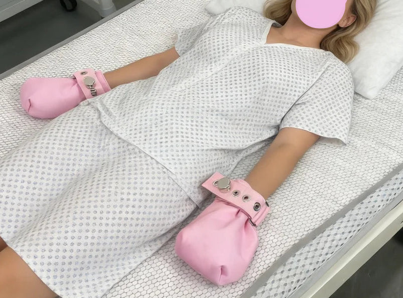 Medical Locking Patient Hand Restraints Washable Anti-Scratch Mittens