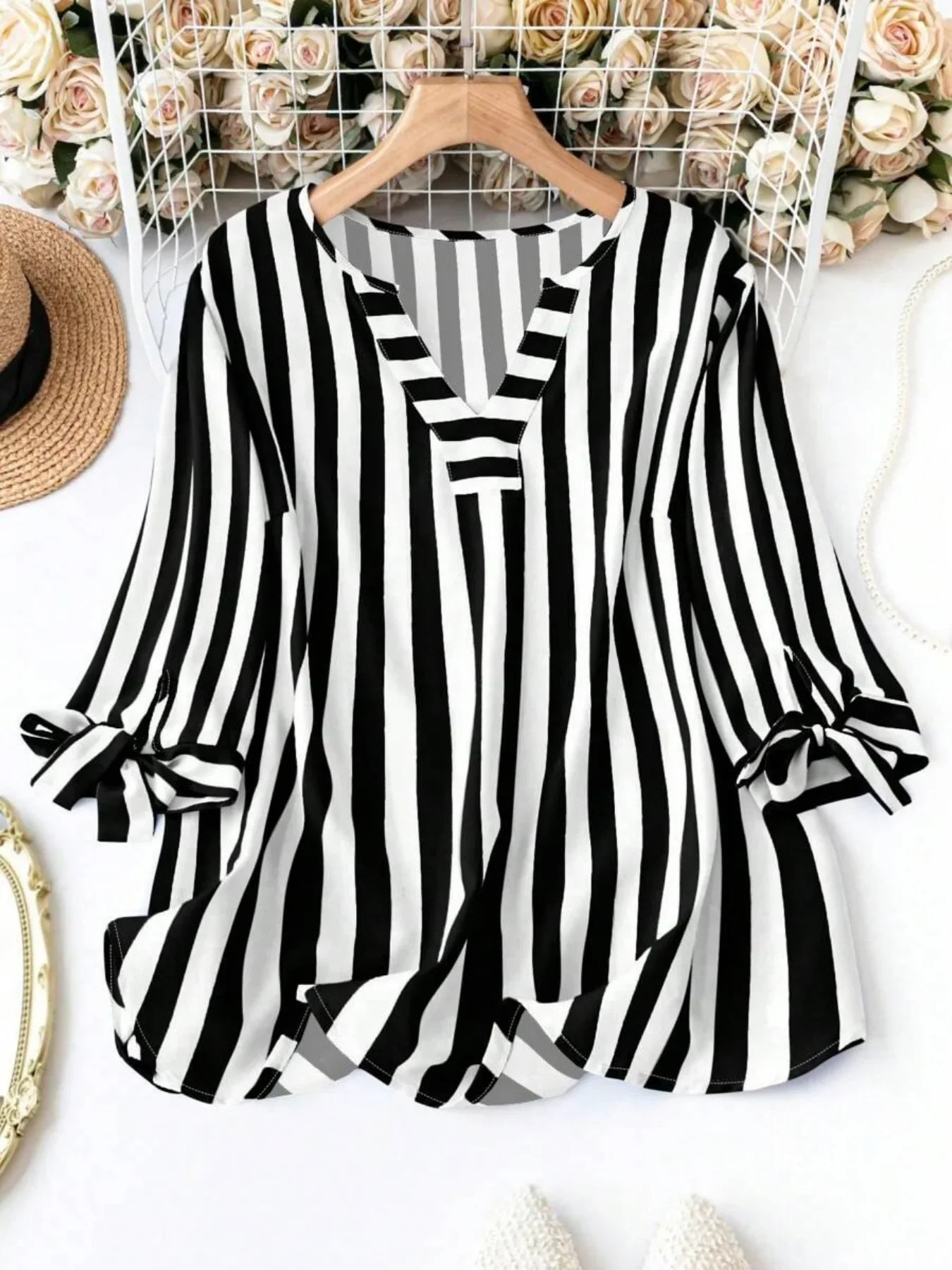 Plus Size Woman Plaid T-shirt V-neck Jumper Light Breathable Tops