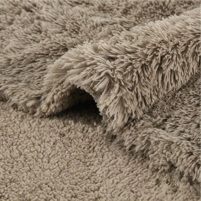 Couples Waterproof Blanket:  Luxe Plush Throw for Bed & Sofa