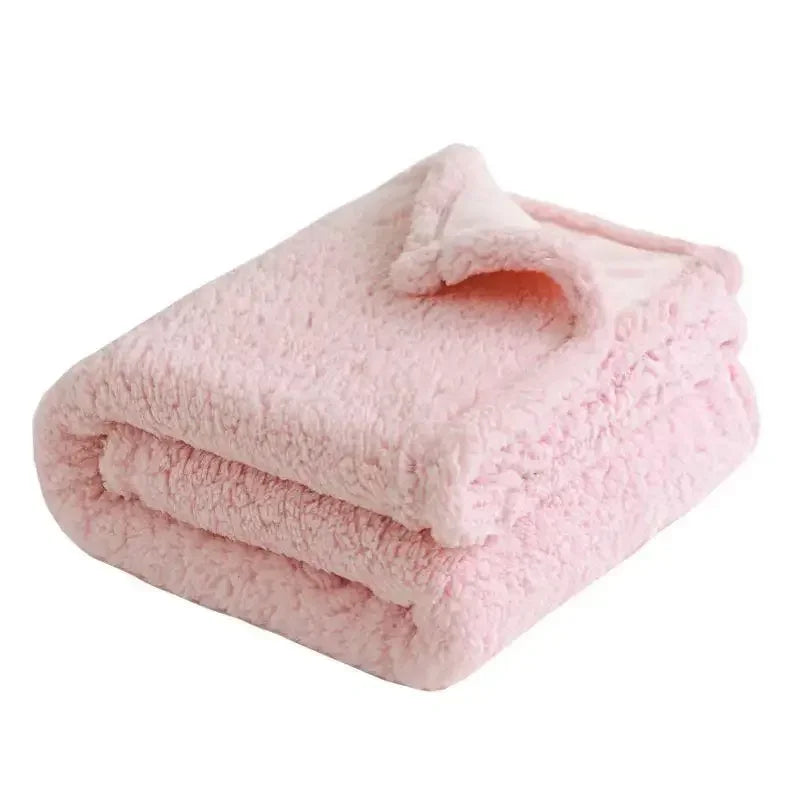 Winter Warm Thickened King Size Blanket 100% Waterproof and Stain Resistant