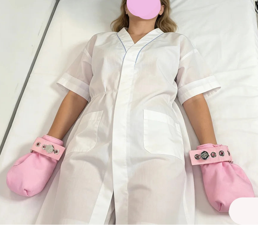 Medical Locking Patient Hand Restraints Washable Anti-Scratch Mittens