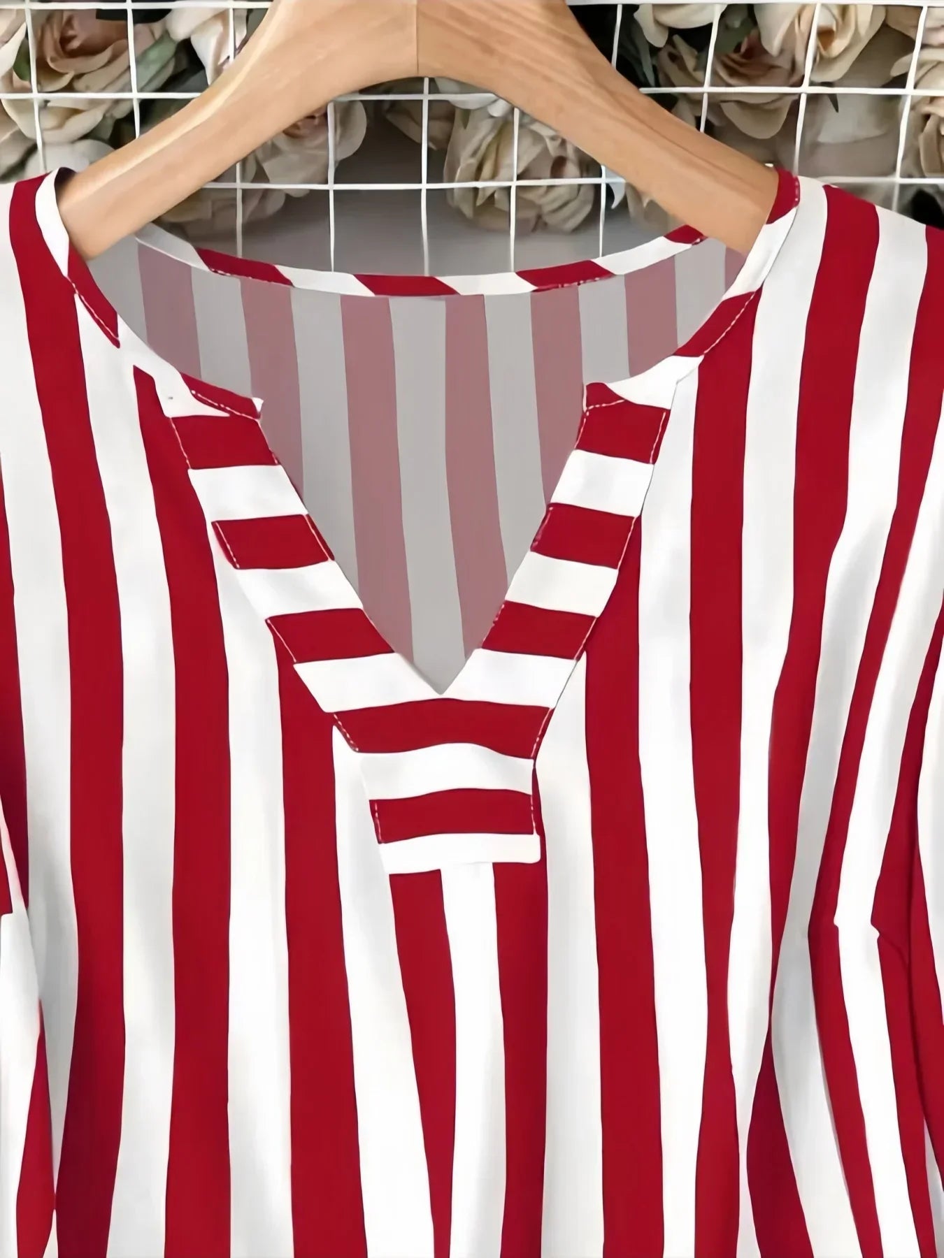 Plus Size Woman Plaid T-shirt V-neck Jumper Light Breathable Tops